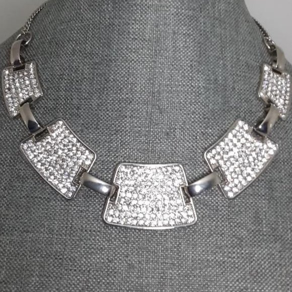 Stone Encrusted Silver Toned Necklace Designer Look - Picture 1 of 2